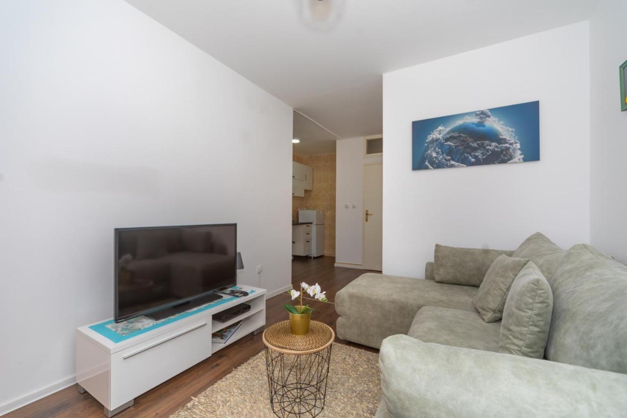 Aloha Apartman Bar Kültér fotó